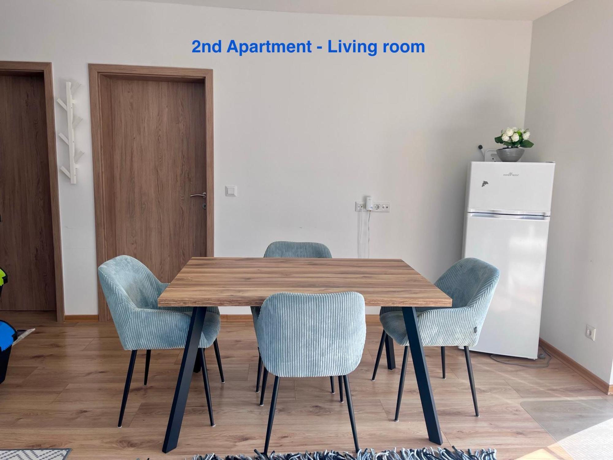 Cozy Apartment Near Vienna Airport Schwechat Exterior photo