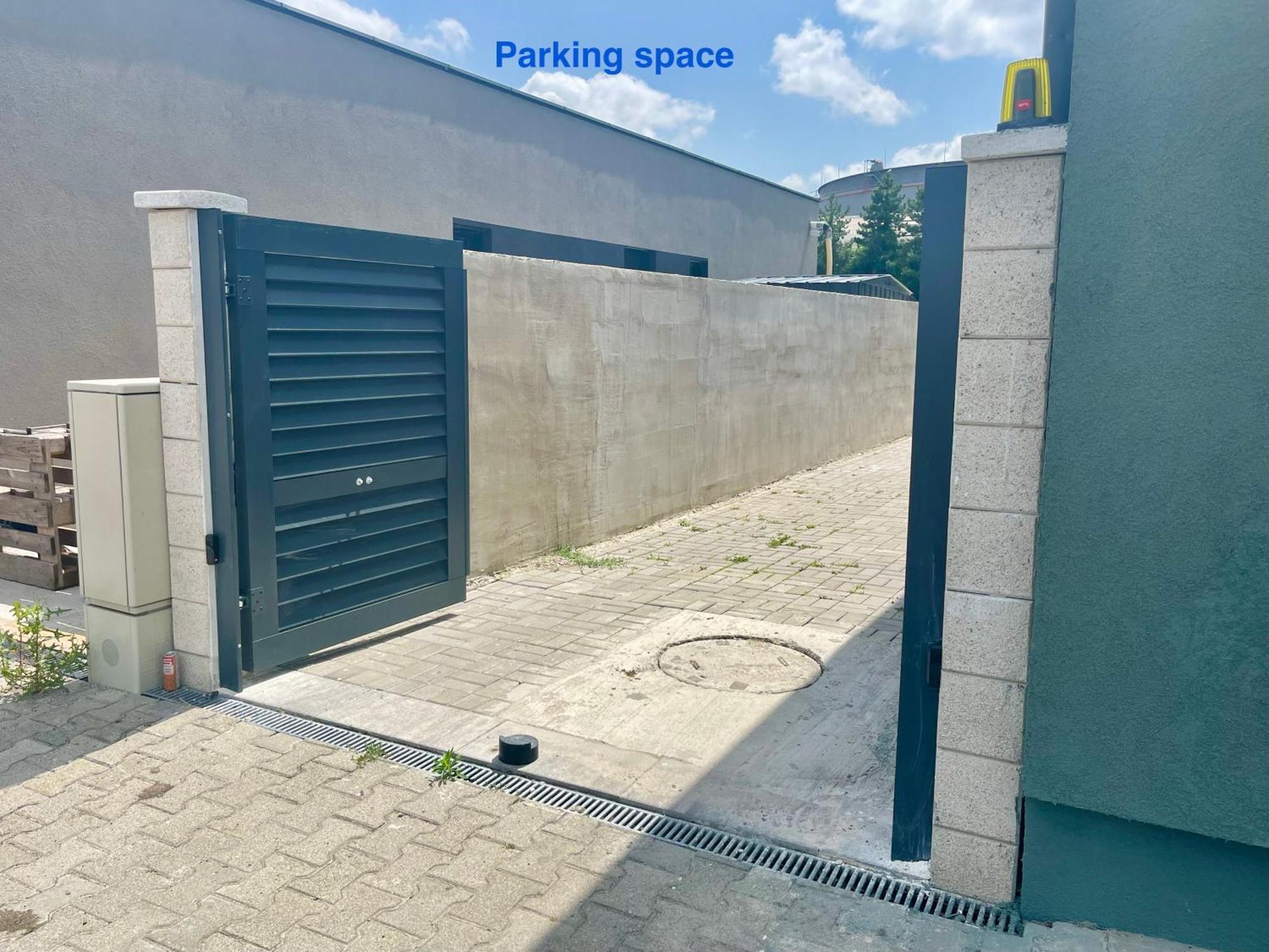 Cozy Apartment Near Vienna Airport Schwechat Exterior photo