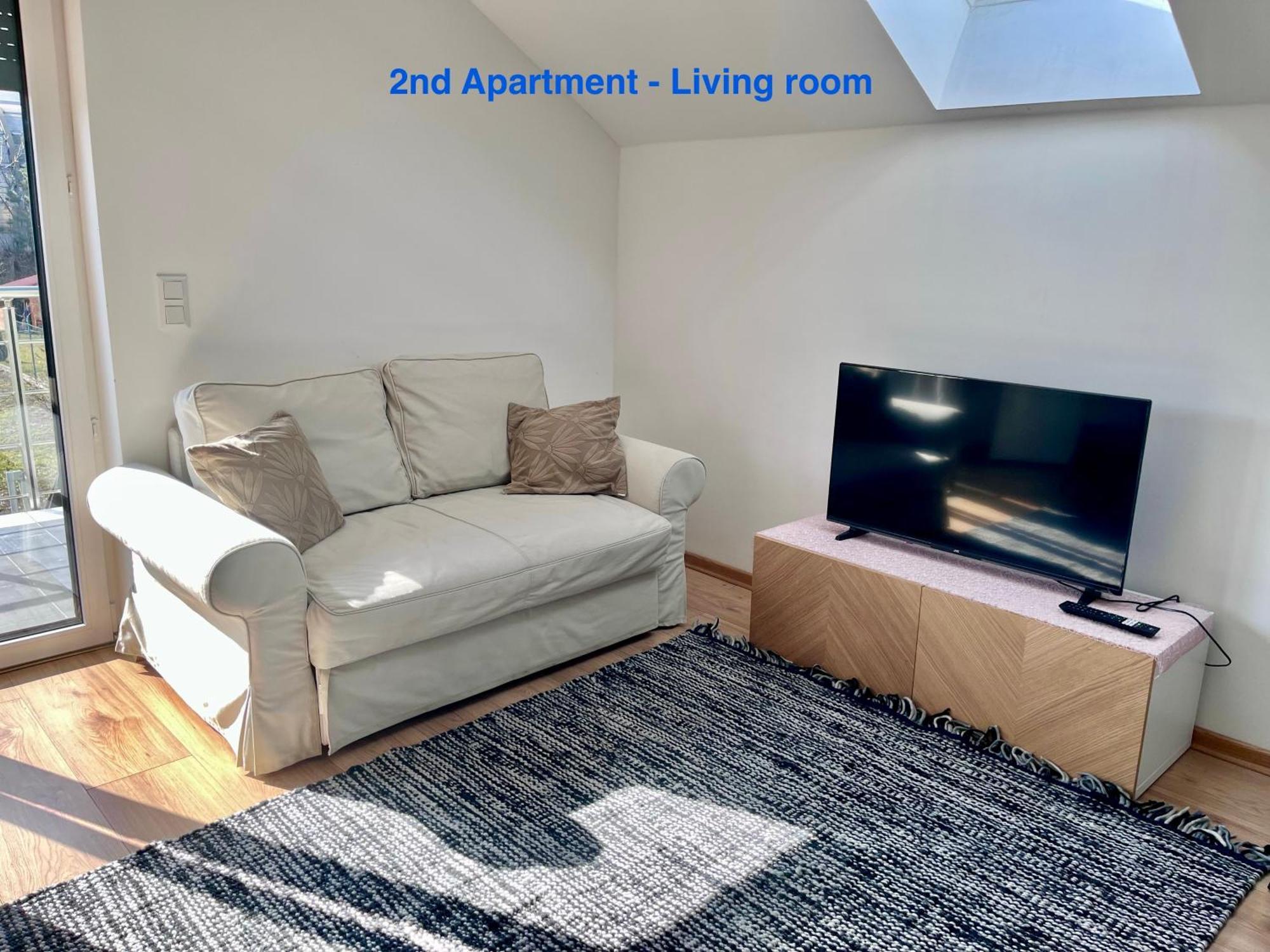 Cozy Apartment Near Vienna Airport Schwechat Exterior photo